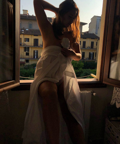 Kattjia model erotic picture