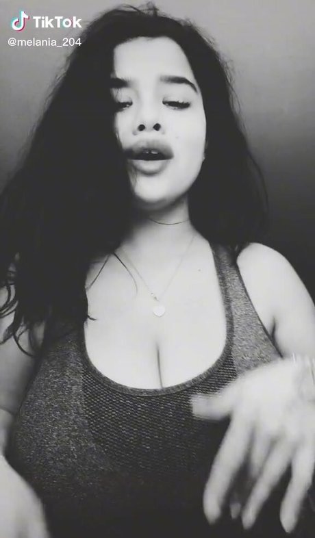 Melannia naked actress image
