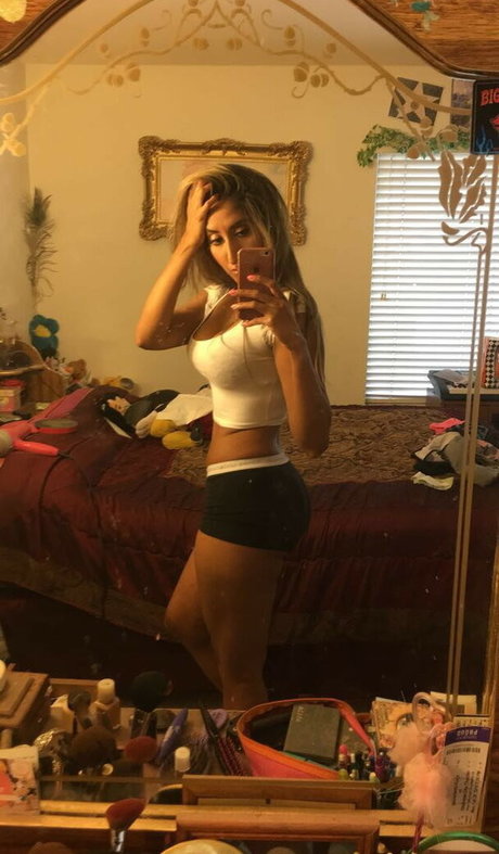 MyGirlFund MGF best model photo