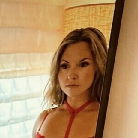 Chrissy Bowman star adult photos