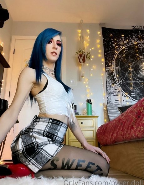 Paper doll model sexy pic
