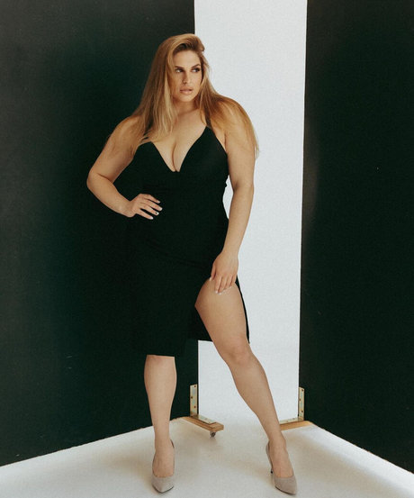Anastasia Shark model galleries