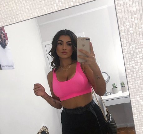 Kylie Manue model pretty pic