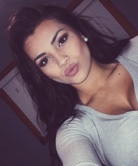 Kylie Manue model archive