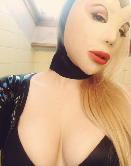 SophiaLarou star beautiful gallery