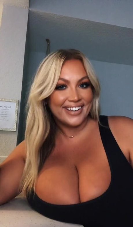 big tits petite onlyfans free sex photos