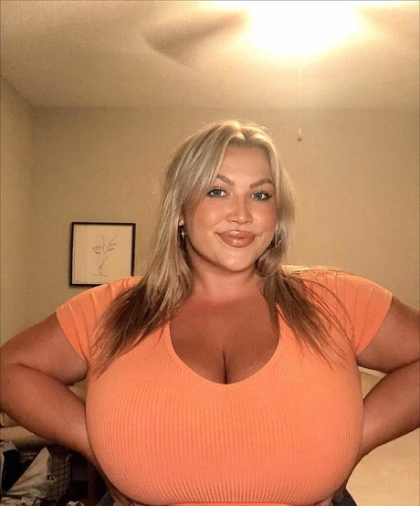 Hayden Buchko pornstar exclusive images