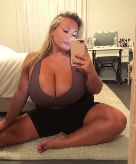 Hayden Buchko pornstar perfect picture