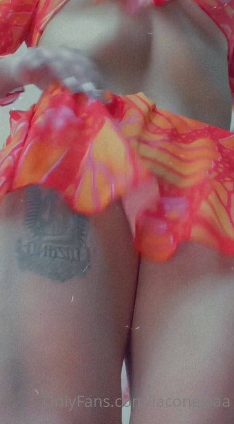 laconejaaa erotic star img