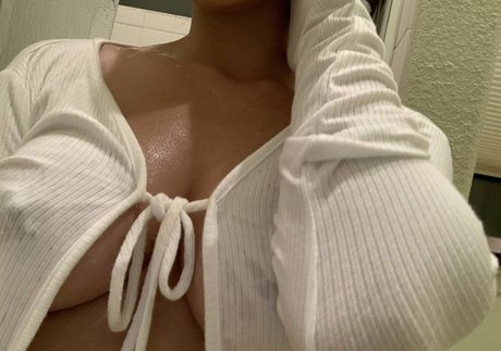 dreafcknlicious nude model archive