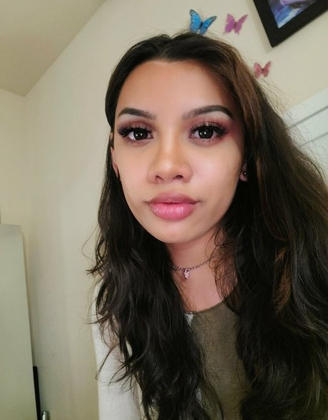 Mina Sin pornstar hd image