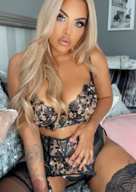 Tanya Lucie star high quality images