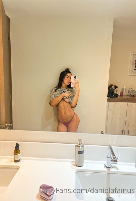 Daniela Fainus model sexy gallery
