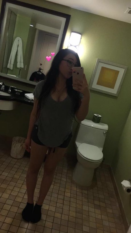 Hentai Waifu naked pornstar photos