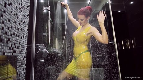 HoneyHair star pictures