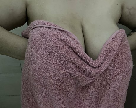 pkittens erotic actress photo