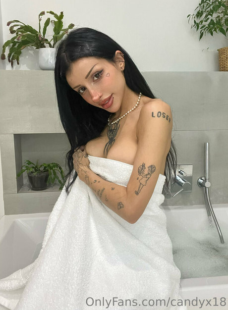 Call me Candy naked model pics
