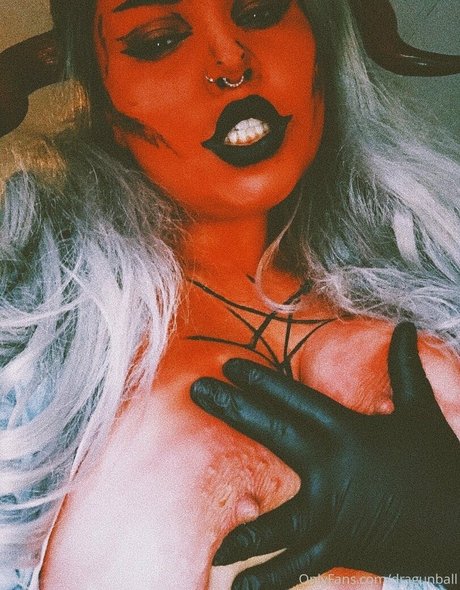 blonde trans onlyfans art porn pic