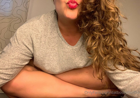 Datbootytho954 nudes model image