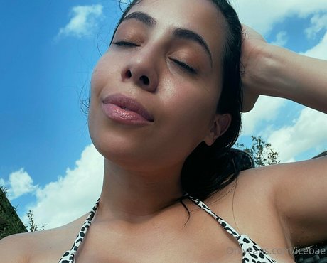 IceBae star exclusive photo