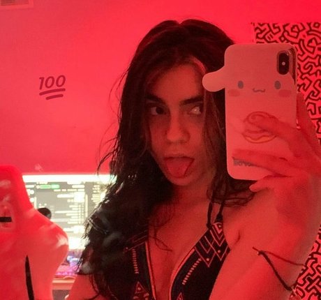 Misopacketbae star sexy photo