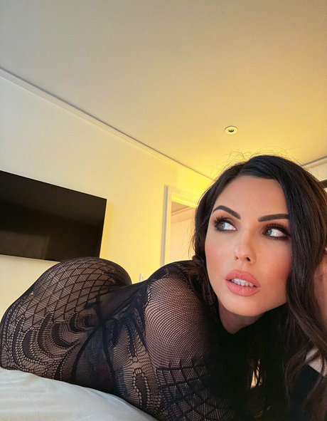 Krystle Lina model porn image