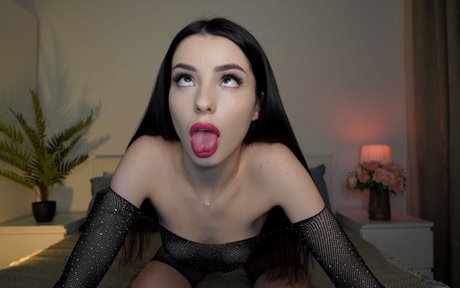 Bee elina pornstar sexy pictures