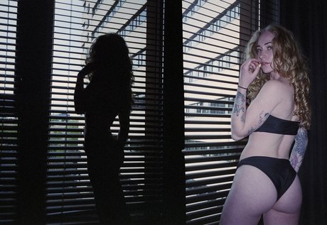 empressscarlett pornstar sexy archive