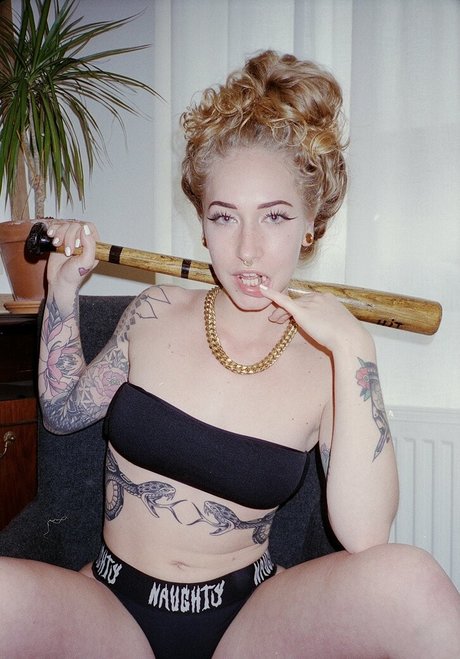 empressscarlett model free photos