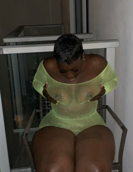 MeshasMedusa sex model image