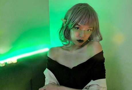 asian lesbians onlyfans sexy nudes photos