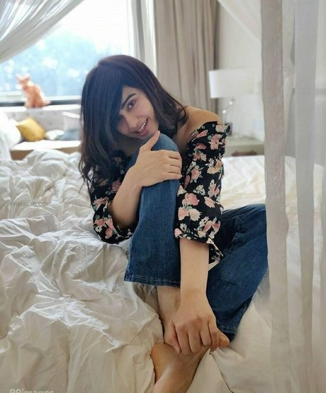 Adah Sharma pornstar sex photos