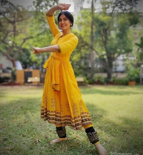 Adah Sharma nudes actress picture