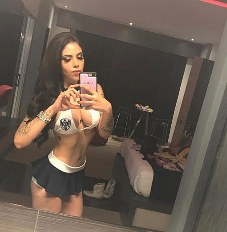 female onlyfans adult galleries