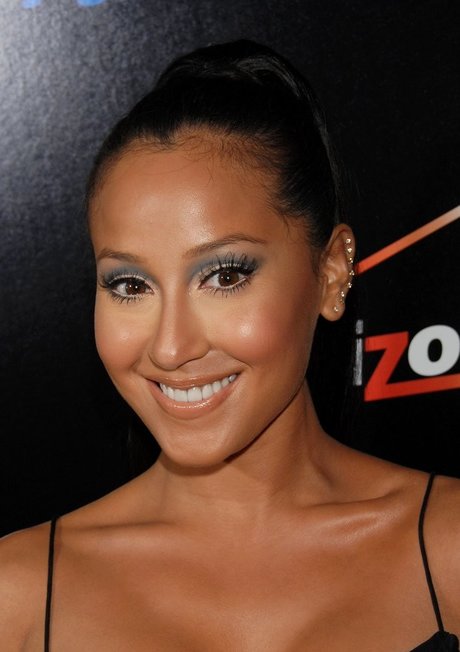 Adrienne Bailon hd actress image