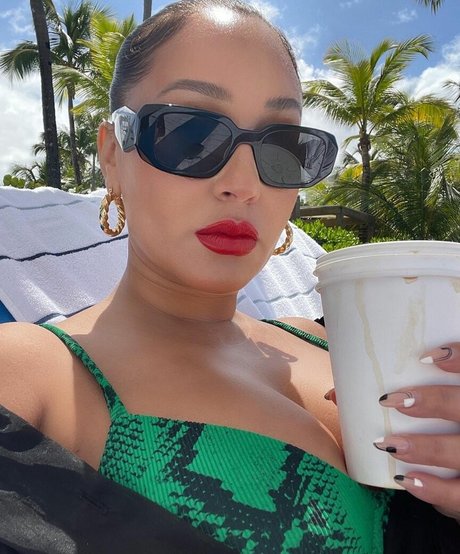 Adrienne Bailon erotic pornstar pics