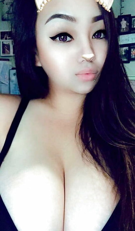 sucking tits onlyfans sexy xxx galleries