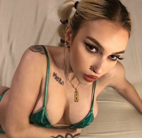 lilsauvage  high quality model picture