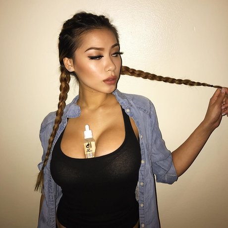 Jenna Kaey sexy model gallery