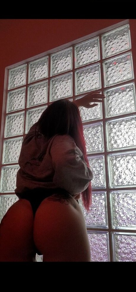 Greta Marina Oradea adult model image