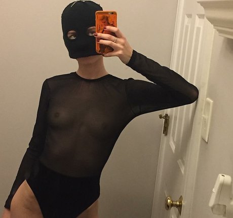 if u seek amy tonight nudes model image