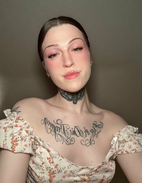 tsviolethaze naked pornstar pics