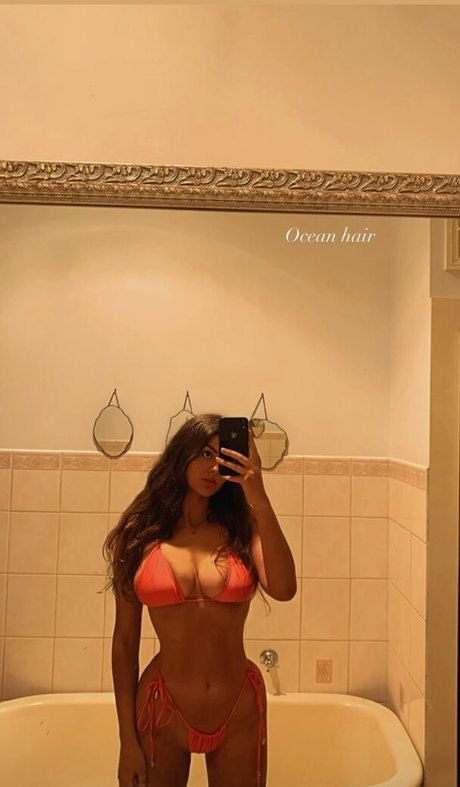 Alexandra Malliaras star sex image