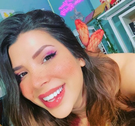 Mizz Ellaa ASMR nice star photos