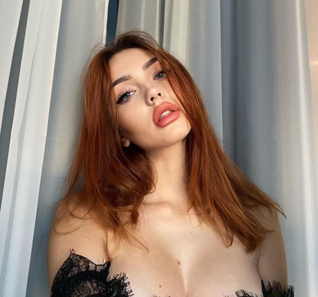Rabbit Jesss pretty actress photo