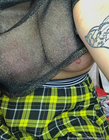 Larissa Porto naked model picture