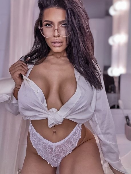 evagymgirl pretty actress archive