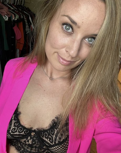 Lyric in my hed naked pornstar images