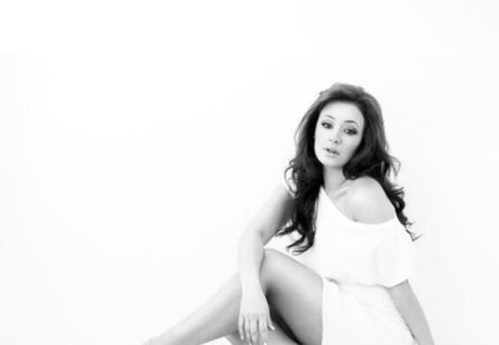 Leah Remini model beautiful picture