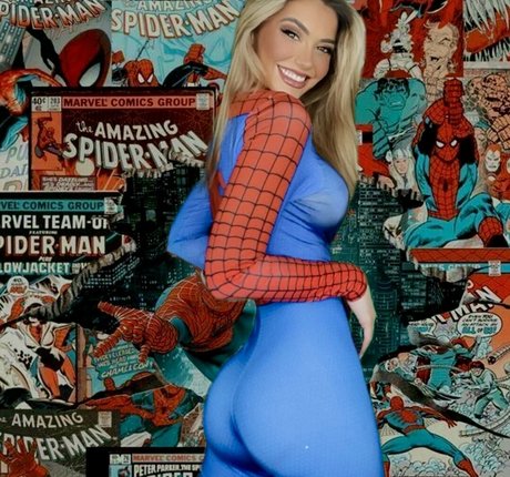 OliviaMaeBae star porn image